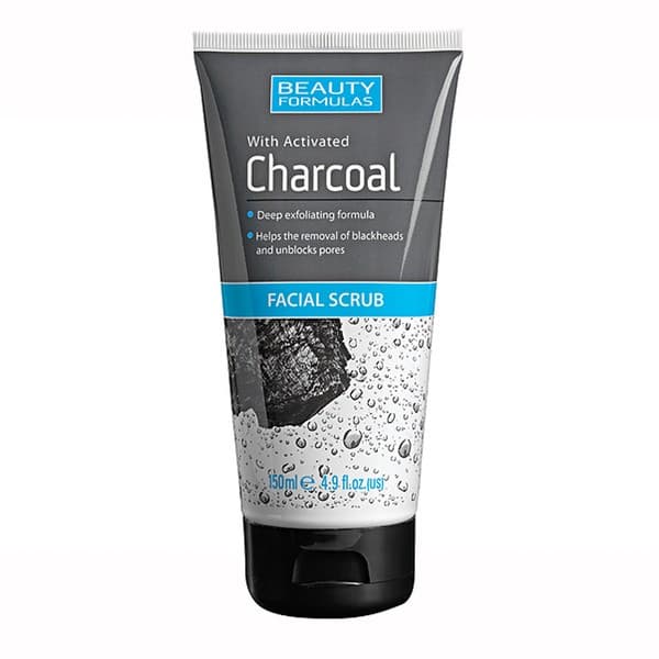 Formulas, oczyszczający peeling do twarzy, z aktywnym węglem