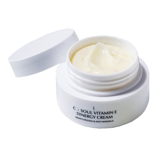 Vitamin E Synergy Cream, odżywczy krem przeciwzmarszczkowy do twarzy