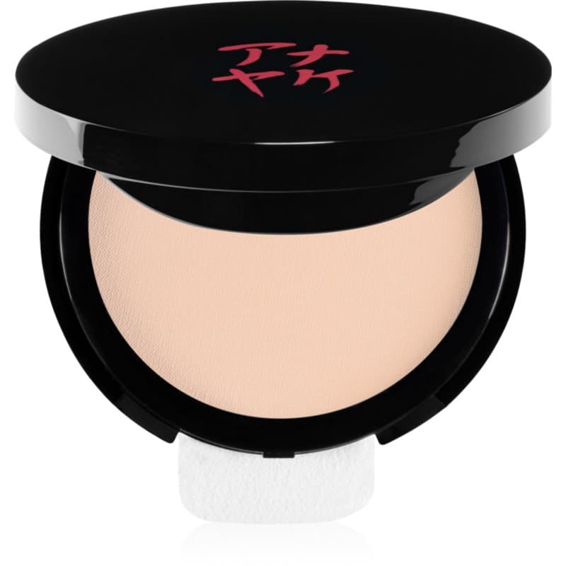Silky Compact Foundation podkład w kompakcie dla efektu rozjaśnienia i wygładzenia skóry odcień