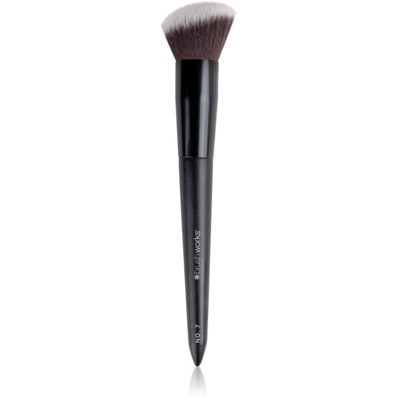 Angled Blush Brush pędzel skośny do różu typ NO. 7