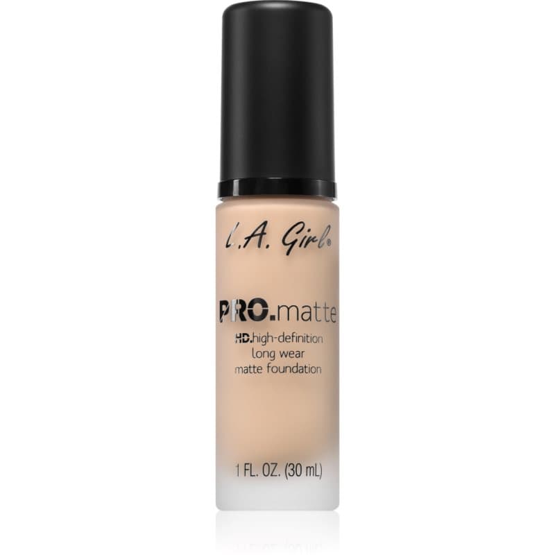 PRO. Matte HD trwały podkład z matowym wykończeniem odcień Beige