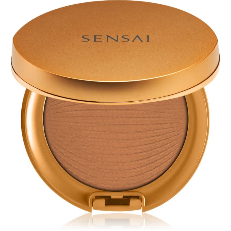 Silky Bronze Natural Veil Compact kompaktowy podkład pudrowy dla efektu rozjaśnienia i wygładzenia skóry odcień SC04 Dark