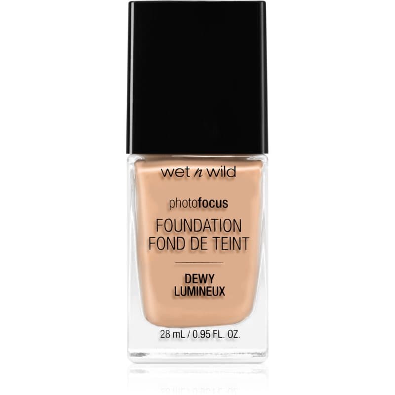 PhotoFocus lekki podkład nawilżający z efektem rozświetlającym odcień Classic Beige