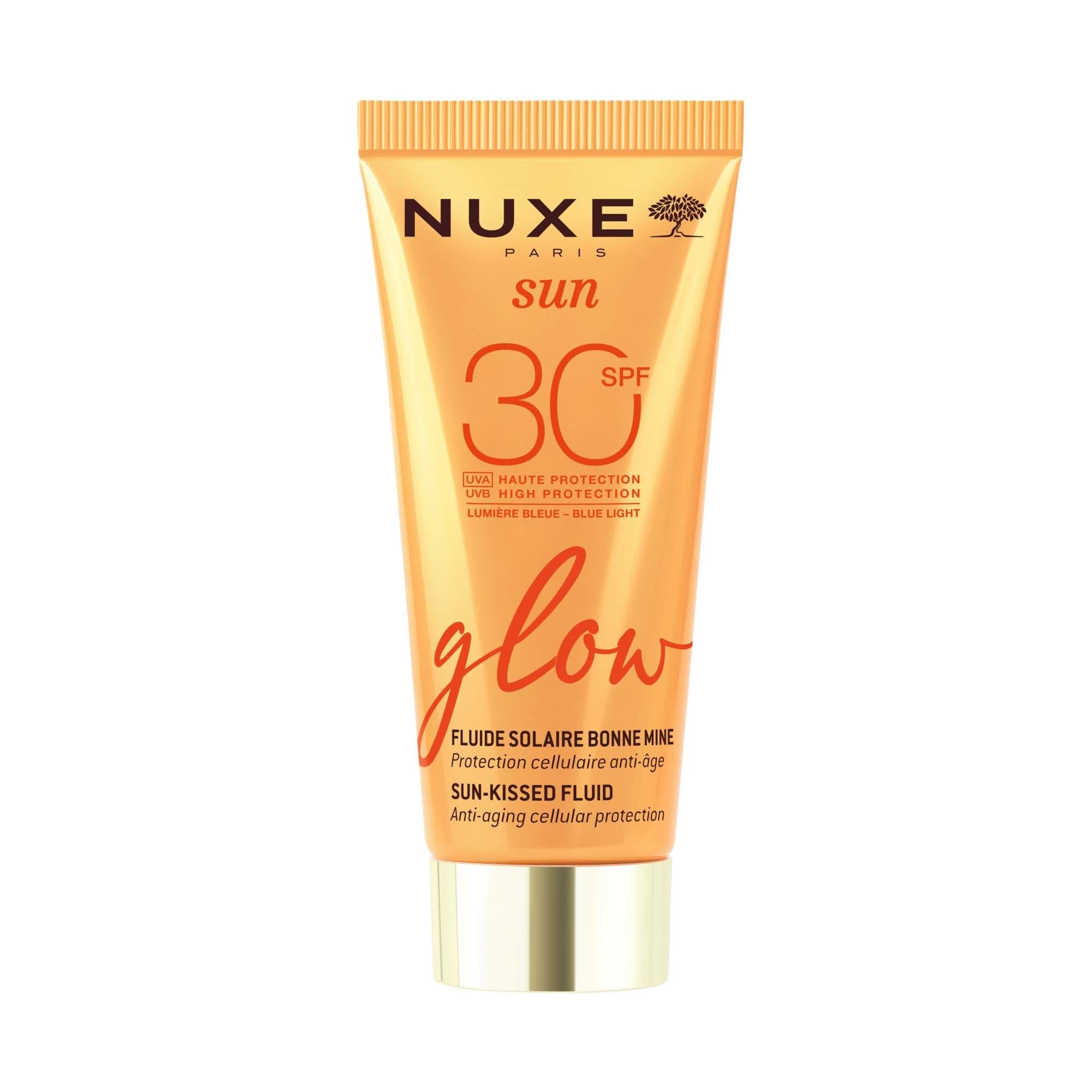 Sun Fluid Glow z Efektem Skóry Muśniętej Słońcem i Filtrem SPF30