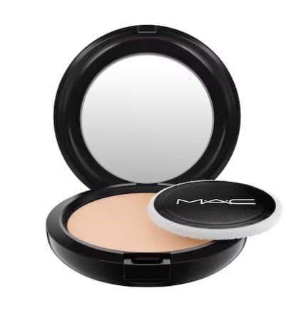 Studio Tech Blot Powder puder odcień Medium Dark