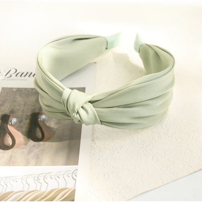 O391WZ3 — miętowa opaska turban