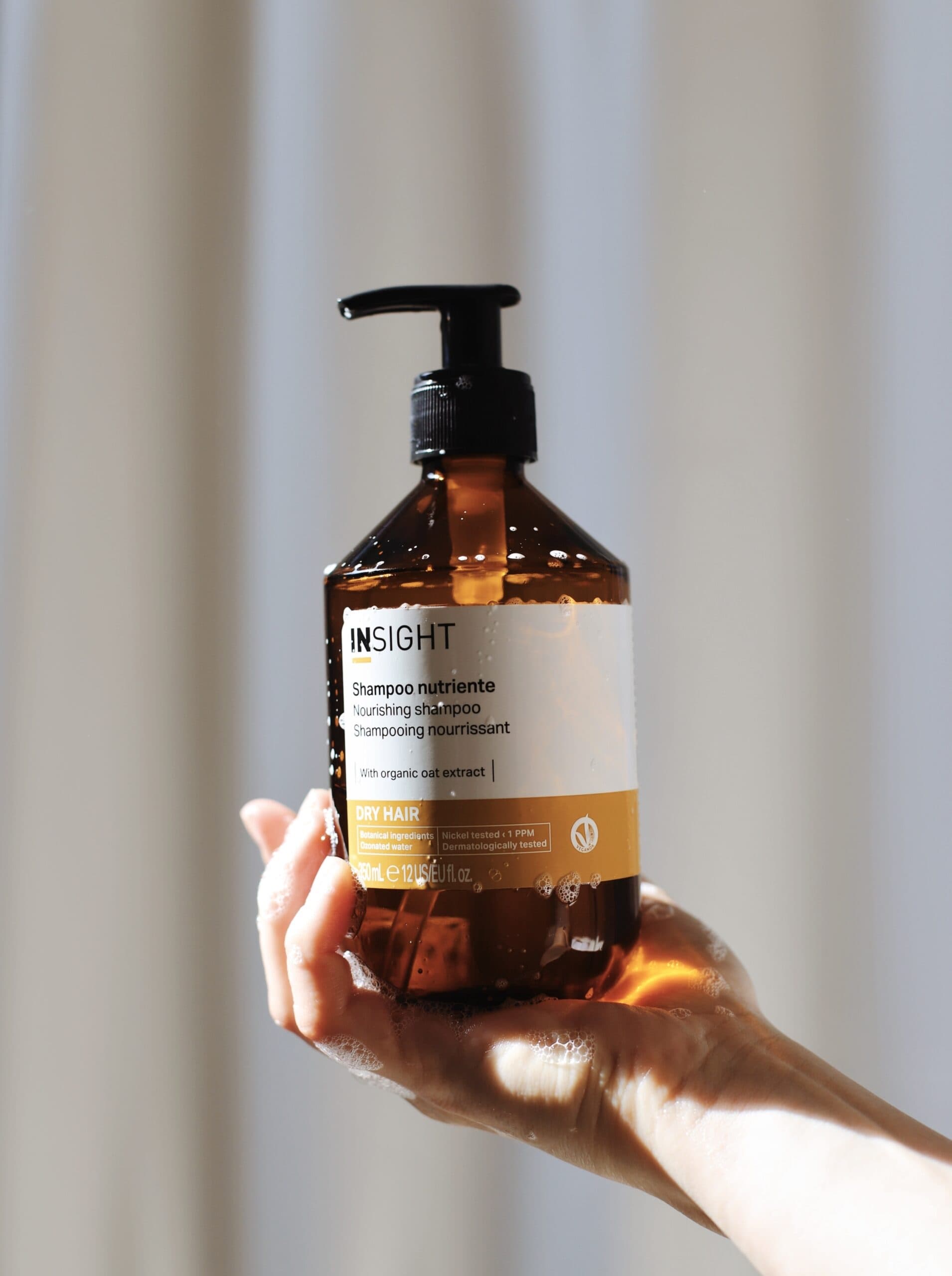 Odżywczy szampon do suchych włosów INSIGHT DRY HAIR