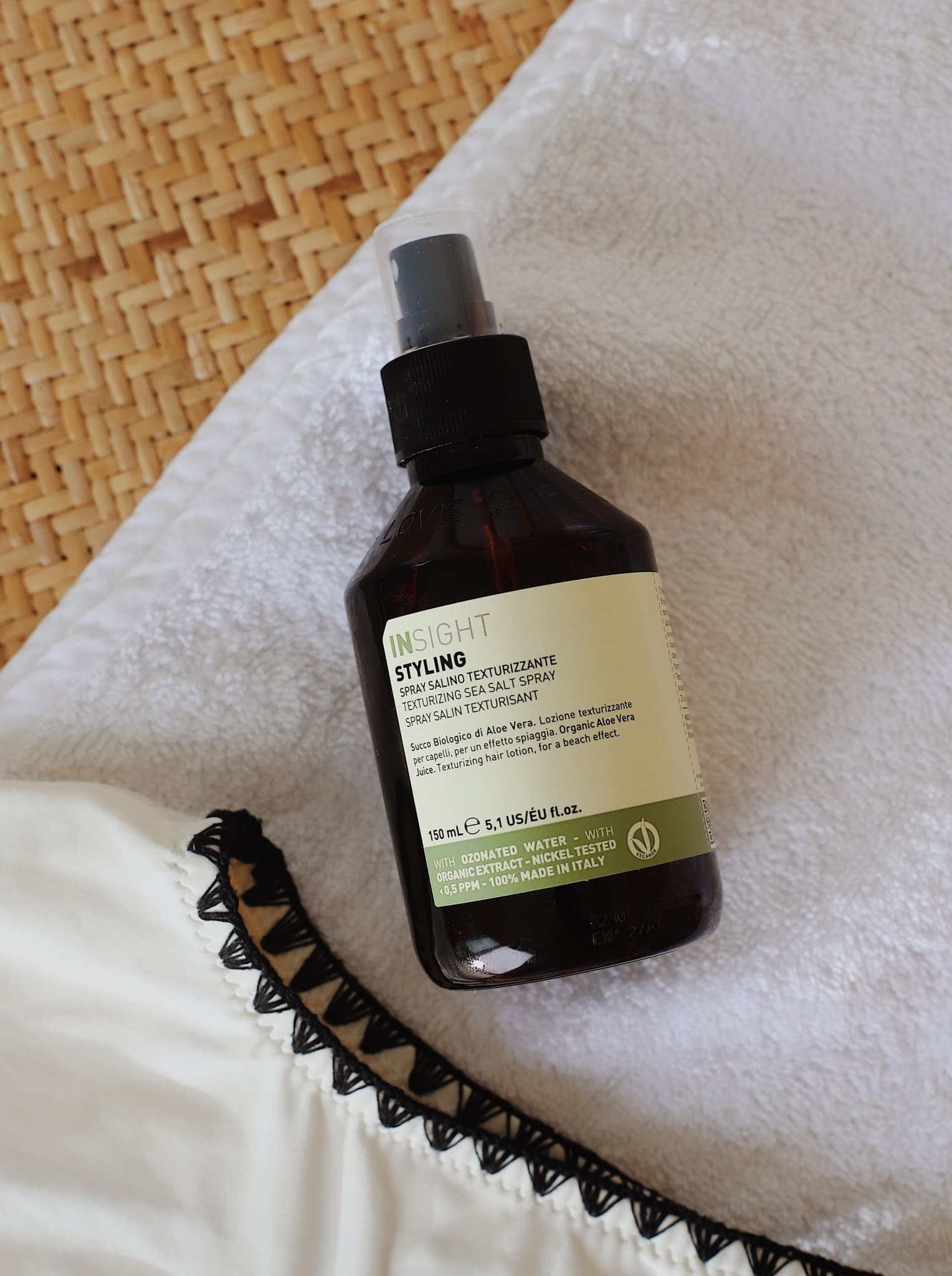 TEXTURIZING SEA SALT SPRAY – Spray teksturyzujący do włosów INSIGHT
