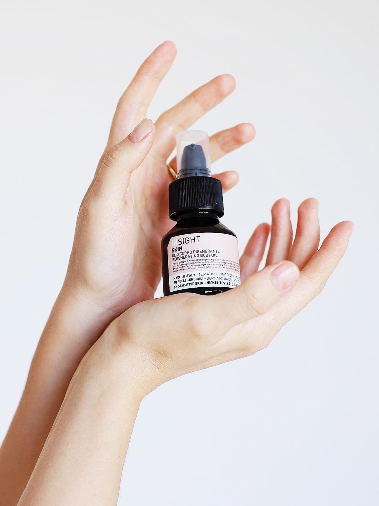 REGENERATING BODY OIL - Regenerujący olejek do ciała INSIGHT SKIN