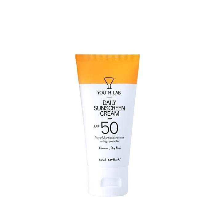 Lab Daily Sunscreen SPF 50 lekko napigmentowany krem przeciwsłoneczny dla skóry normalnej i suchej