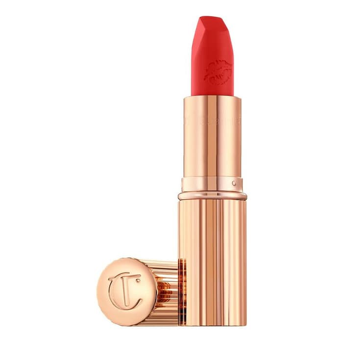 Matte Revolution Hot Lips - Pomadka do ust Tell Laura