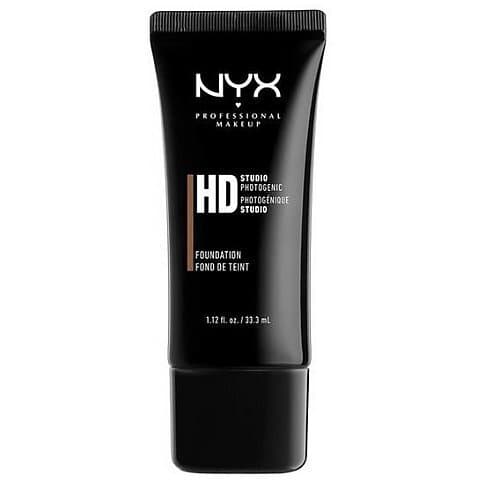 NYX HD Studio Photogenic Foundation Podkład rozświetlający HDF 107.7 Caramel