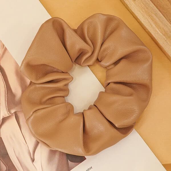 Gumka LEATHER do włosów YEYE Made in Nature (bezowy)