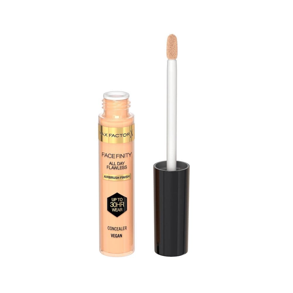 Facefinity All Day Flawless kryjący korektor 010