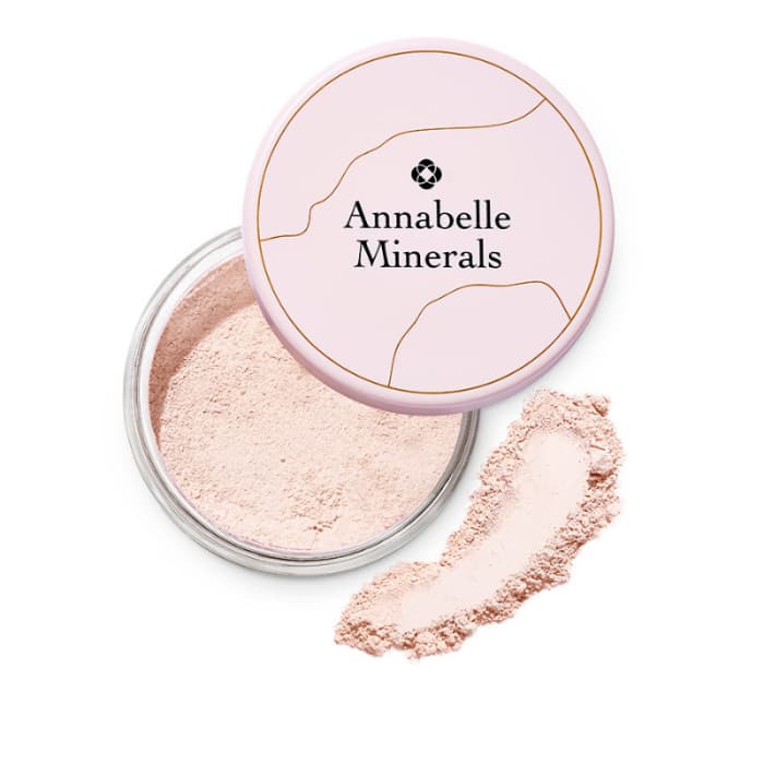 Mineralny podkład rozświetlający Natural Cream