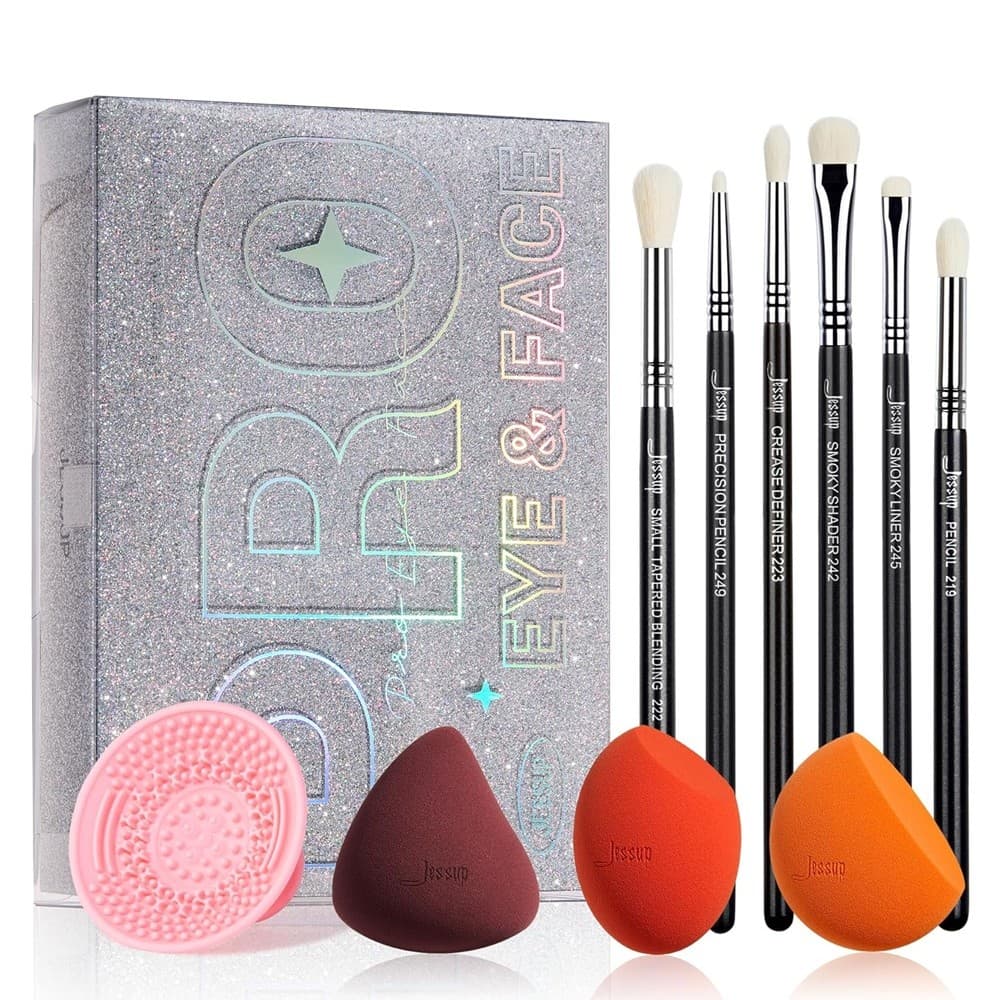Beauty Kit zestaw pędzli i gąbeczek szkatułka T504