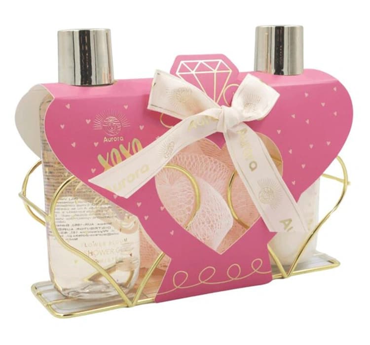 Xoxo White Tea zestaw prezentowy żel pod prysznic + balsam + gąbka pod prysznic