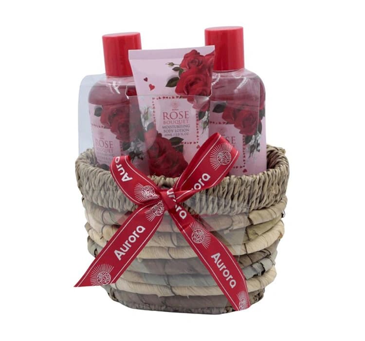 Rose Bouquet zestaw prezentowy żel pod prysznic + balsam do ciała + krem do rąk