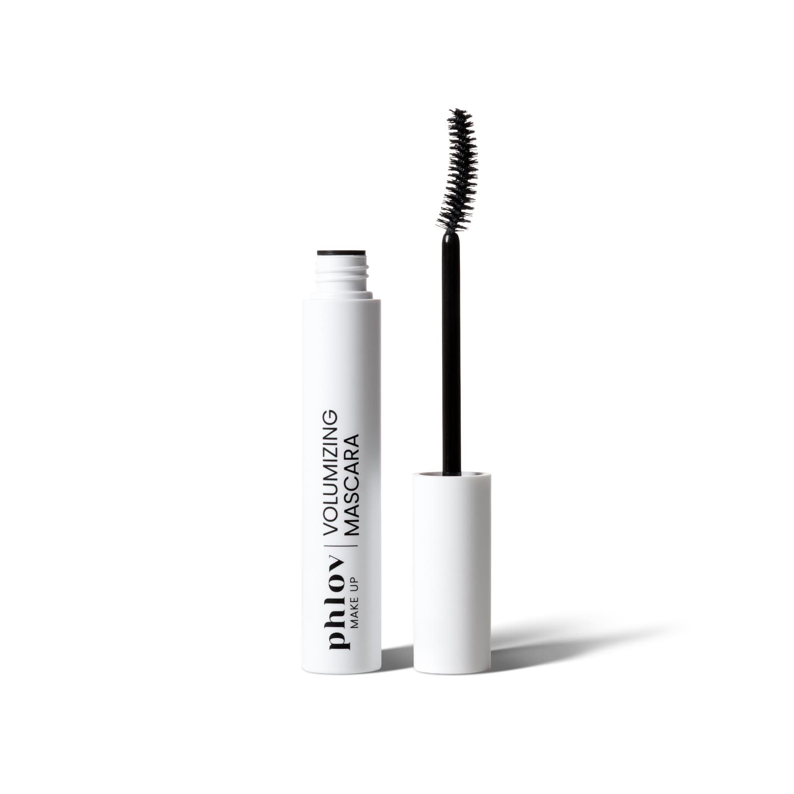 MAKE UP VOLUMIZING MASCARA