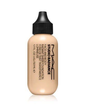 Studio Radiance Face And Body Radiant Sheer Podkład w płynie Nr. C0