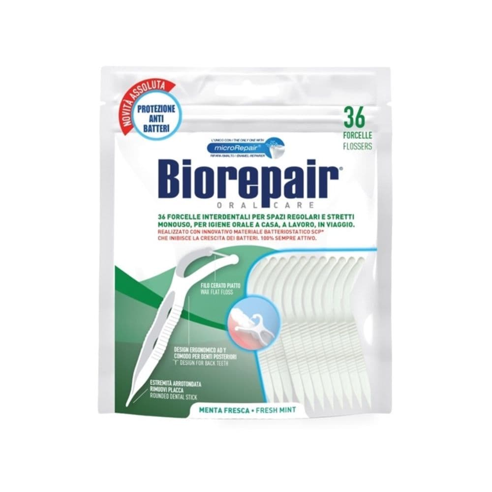 Flosser z nicią dentystyczną