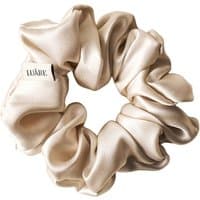 The Midi Scrunchie Beige - jedwabna gumka do włosów