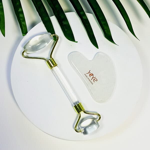 Zestaw roller + kamień Gua Sha – naturalny kryształ YEYE Made in Nature