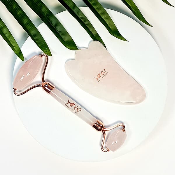 Zestaw roller + kamień Gua Sha stopa - różowy kwarc YEYE Made in Nature