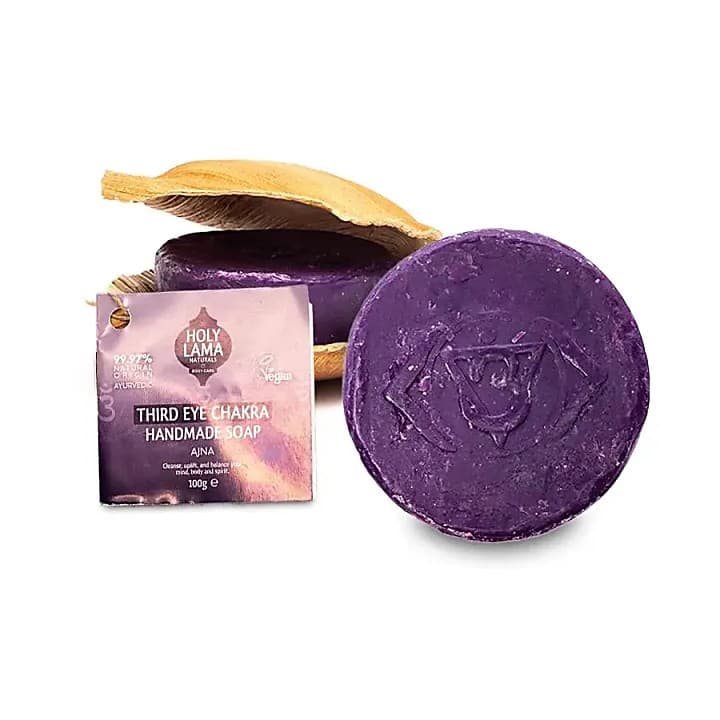 Mydło Third Eye 6 Chakra w liściu palmowym Holy Lama Naturals